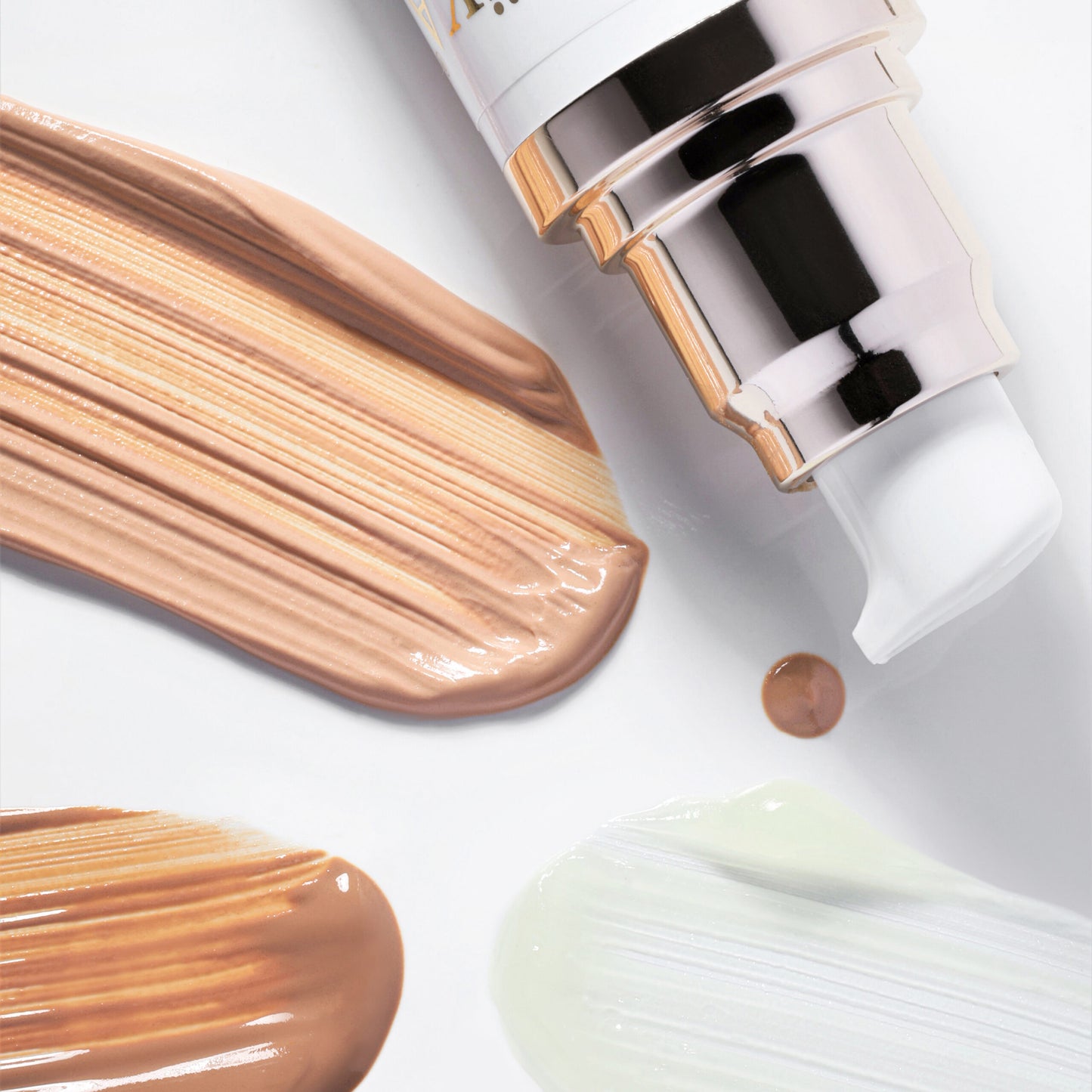 Hyaluronic Silk Touch Sunscreen SPF50+
